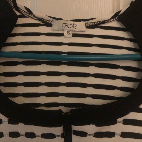 Cache stretchy zip jacket - Picture 2 of 3